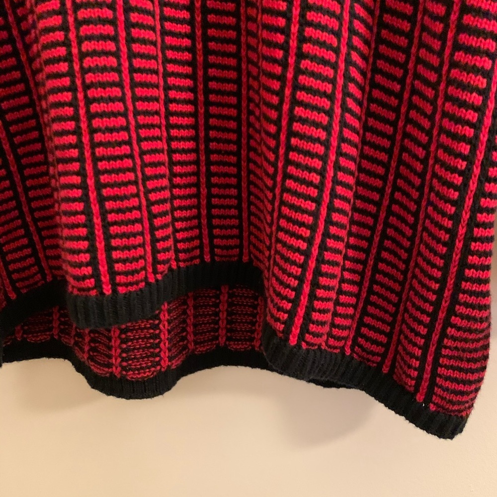 Calvin Klein Red and Black Cowl Neck Knit Sweater Size Small - Picture 5 of 7